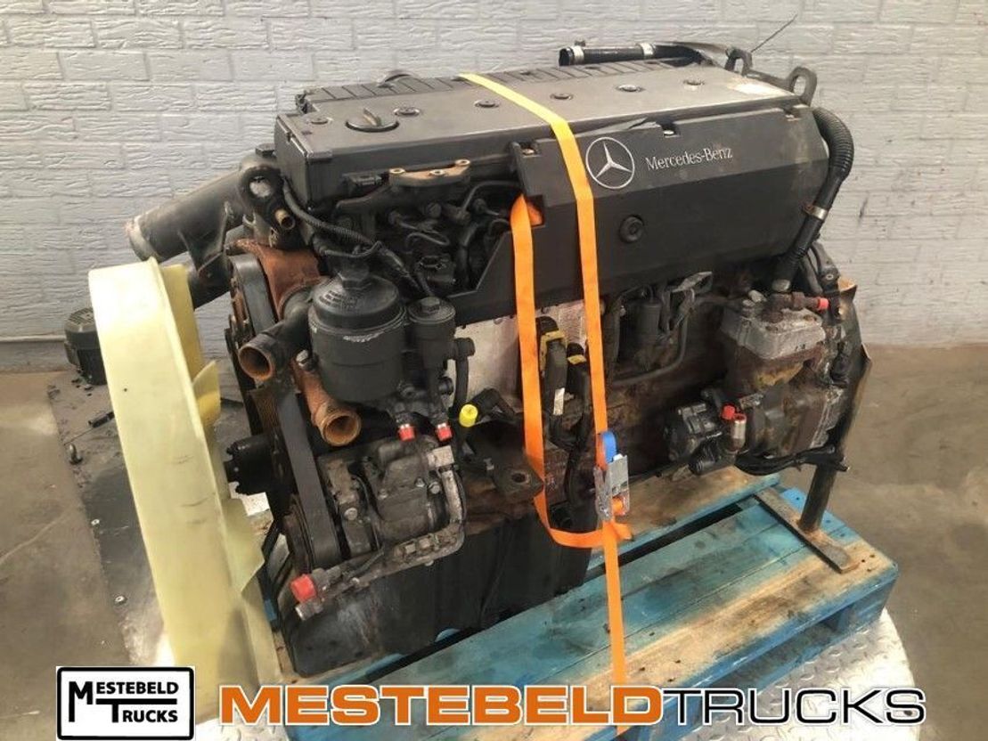 Mercedes-Benz 400420000 - Motor voor Vrachtwagen: afbeelding 2 Mercedes-Benz 400420000 - Motor voor Vrachtwagen: afbeelding 2