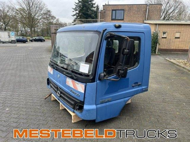 Mercedes-Benz Cabine Atego 1529 - Cabine voor Vrachtwagen: afbeelding 1 Mercedes-Benz Cabine Atego 1529 - Cabine voor Vrachtwagen: afbeelding 1