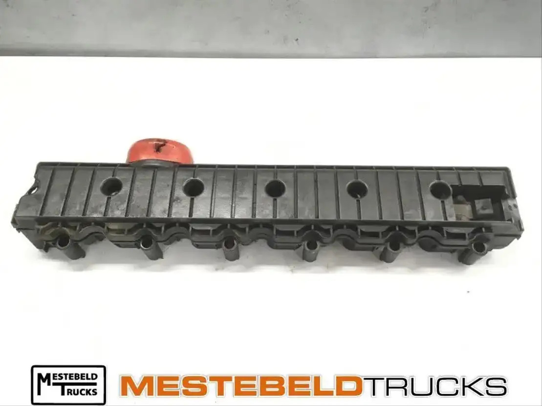Mercedes-Benz Inlaatspruitstuk Axor - Motor en onderdelen voor Vrachtwagen: afbeelding 1 Mercedes-Benz Inlaatspruitstuk Axor - Motor en onderdelen voor Vrachtwagen: afbeelding 1