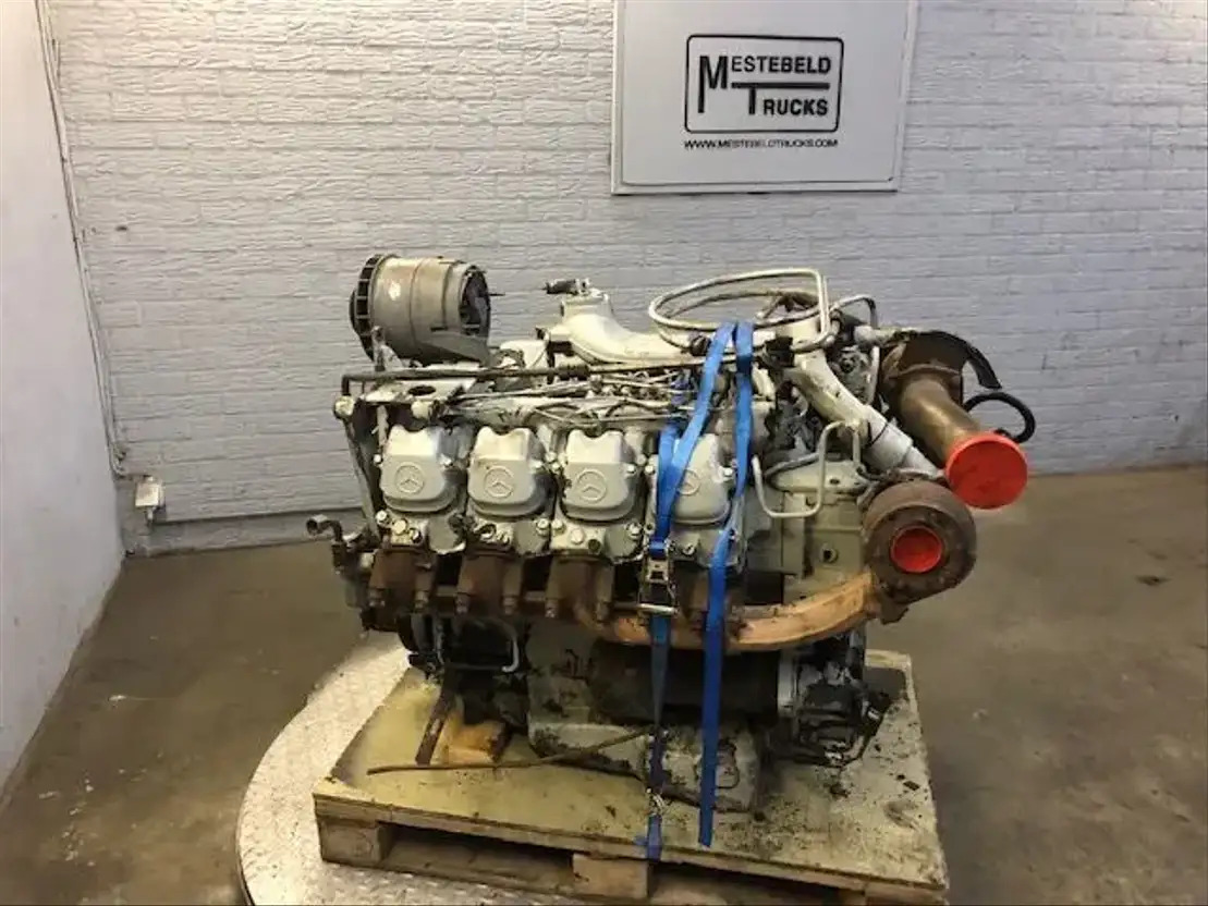 Mercedes-Benz Motor OM 402 LA - Motor voor Vrachtwagen: afbeelding 1 Mercedes-Benz Motor OM 402 LA - Motor voor Vrachtwagen: afbeelding 1