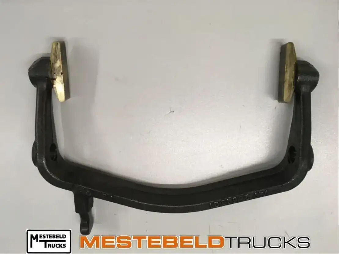 Mercedes-Benz Schakelvork - Versnellingsbak en onderdelen voor Vrachtwagen: afbeelding 1 Mercedes-Benz Schakelvork - Versnellingsbak en onderdelen voor Vrachtwagen: afbeelding 1