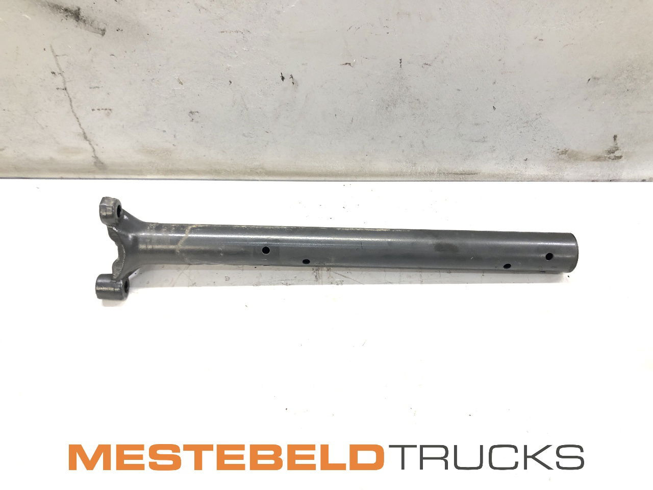 Mercedes-Benz Spatbordsteun achter - Frame/ Chassis voor Vrachtwagen: afbeelding 1 Mercedes-Benz Spatbordsteun achter - Frame/ Chassis voor Vrachtwagen: afbeelding 1