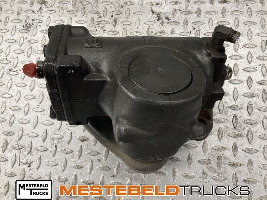 Mercedes-Benz Stuurhuis - Stuurhuis voor Vrachtwagen: afbeelding 1 Mercedes-Benz Stuurhuis - Stuurhuis voor Vrachtwagen: afbeelding 1