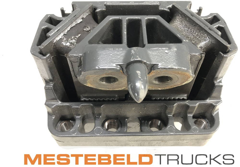 Mercedes-Benz Voorste motorrubber - Frame/ Chassis voor Vrachtwagen: afbeelding 1 Mercedes-Benz Voorste motorrubber - Frame/ Chassis voor Vrachtwagen: afbeelding 1