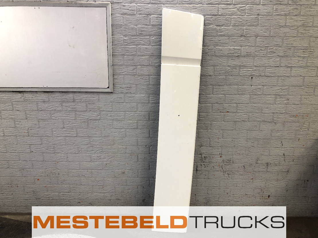 Mercedes-Benz Zijfender rechts - Carrosserie en exterieur voor Vrachtwagen: afbeelding 1 Mercedes-Benz Zijfender rechts - Carrosserie en exterieur voor Vrachtwagen: afbeelding 1