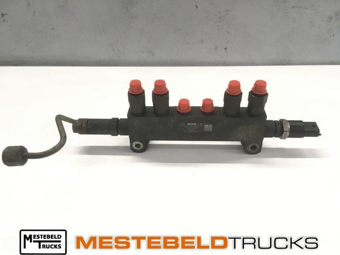 Renault Brandstofrail - Brandstofsysteem voor Bedrijfswagen: afbeelding 1 Renault Brandstofrail - Brandstofsysteem voor Bedrijfswagen: afbeelding 1