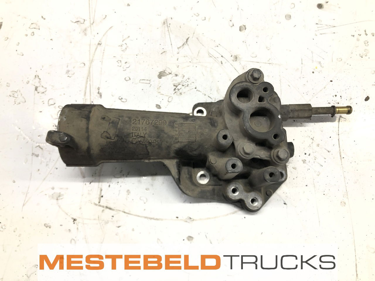 Renault Verbindingspijp t.b.v. thermostaat - Motor voor Vrachtwagen: afbeelding 1 Renault Verbindingspijp t.b.v. thermostaat - Motor voor Vrachtwagen: afbeelding 1