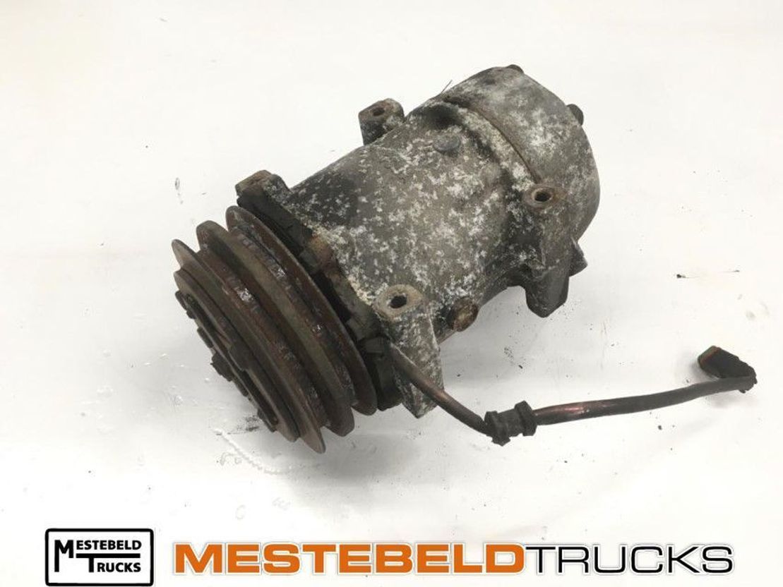 Scania Airco compressor DC9 01 L 01 - Cabine en interieur voor Vrachtwagen: afbeelding 1 Scania Airco compressor DC9 01 L 01 - Cabine en interieur voor Vrachtwagen: afbeelding 1