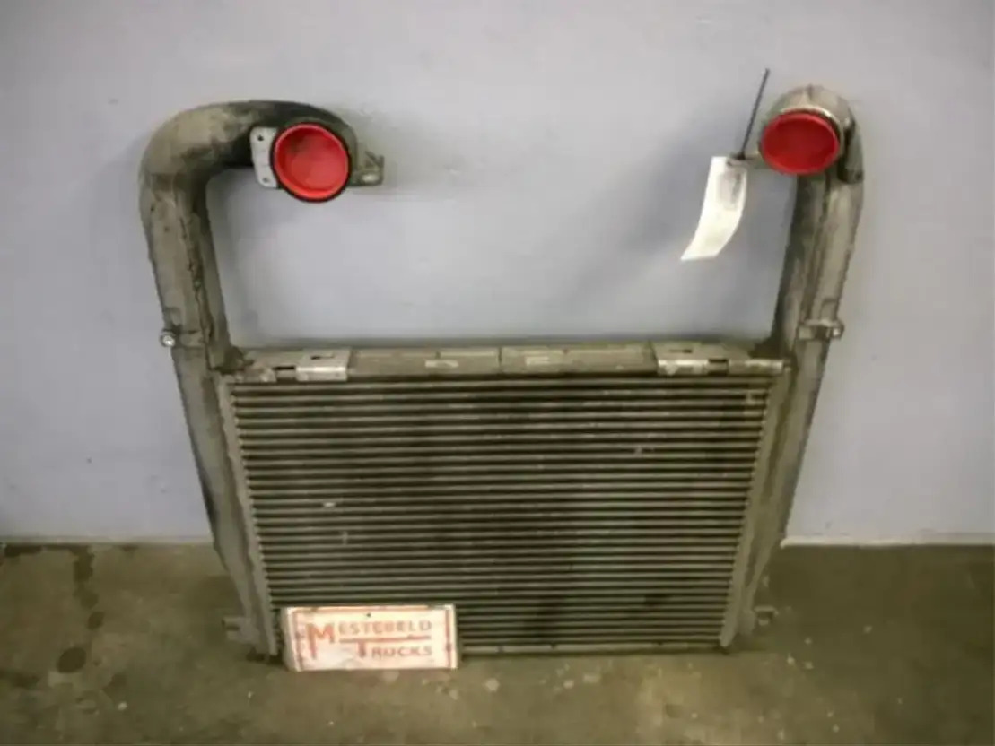 Scania Intercooler - Intercooler voor Vrachtwagen: afbeelding 1 Scania Intercooler - Intercooler voor Vrachtwagen: afbeelding 1