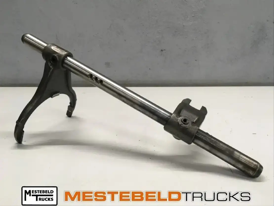 Scania S chakelvork - Versnellingsbak en onderdelen voor Vrachtwagen: afbeelding 1 Scania S chakelvork - Versnellingsbak en onderdelen voor Vrachtwagen: afbeelding 1