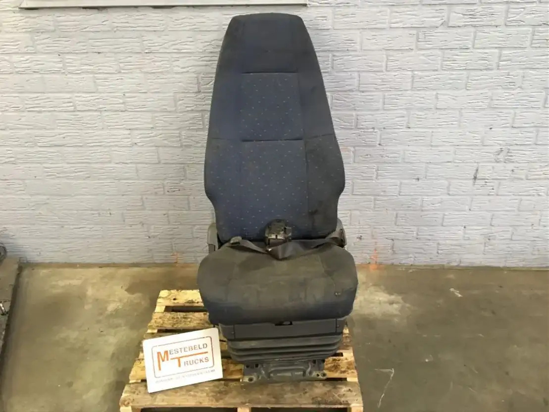 Volvo Stoel bijrijderskant - Zitplaats voor Vrachtwagen: afbeelding 1 Volvo Stoel bijrijderskant - Zitplaats voor Vrachtwagen: afbeelding 1