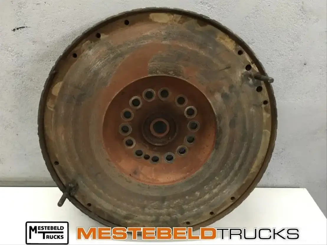 Volvo Vliegwiel  - Motor en onderdelen voor Vrachtwagen: afbeelding 1 Volvo Vliegwiel  - Motor en onderdelen voor Vrachtwagen: afbeelding 1