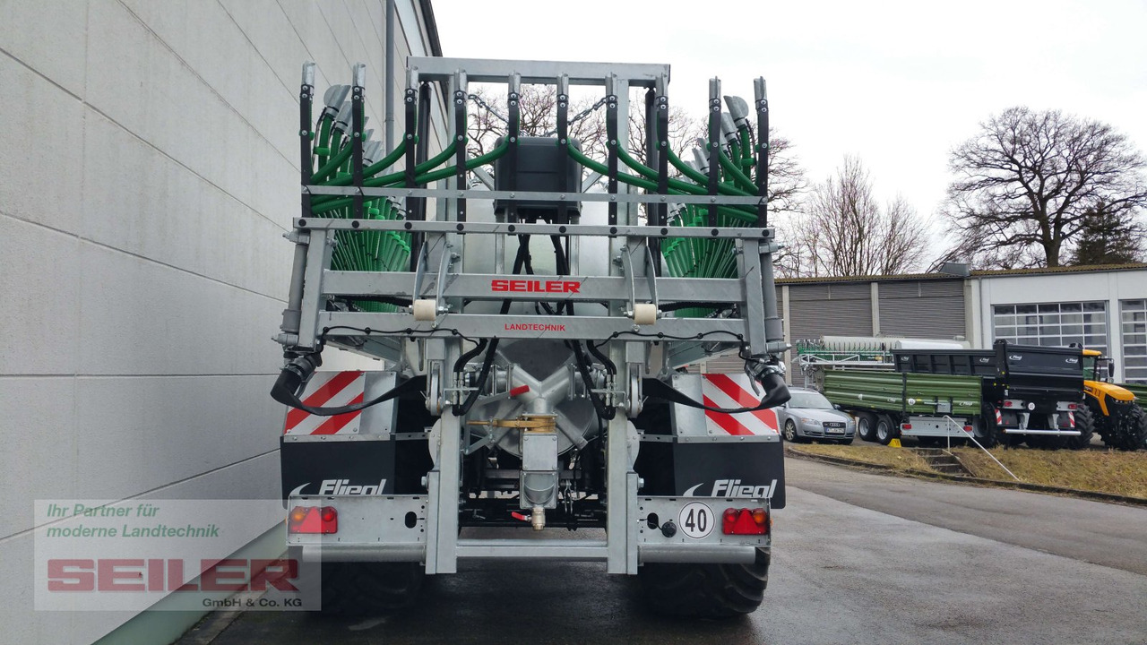 Fliegl PFW 12000 Maxx Line 12m³ + Skate 150 15m - Mesttank: afbeelding 4 Fliegl PFW 12000 Maxx Line 12m³ + Skate 150 15m - Mesttank: afbeelding 4