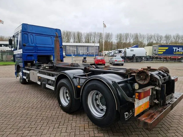 DAF XF 95.430 Euro 4 6x2 Manual-Gear - Chassis vrachtwagen: afbeelding 5 DAF XF 95.430 Euro 4 6x2 Manual-Gear - Chassis vrachtwagen: afbeelding 5