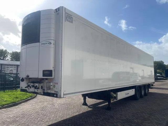 Krone CARRIER VECTOR 1950 3 AXELS - Koelwagen oplegger: afbeelding 5 Krone CARRIER VECTOR 1950 3 AXELS - Koelwagen oplegger: afbeelding 5