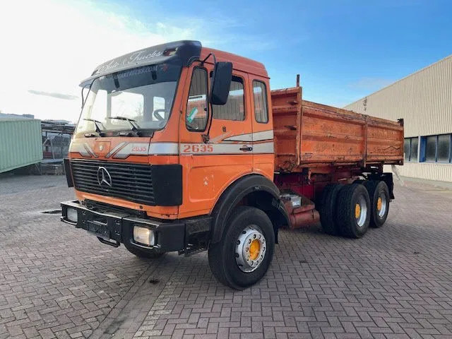 Kipper vrachtwagen Mercedes-Benz AK 2635 6x4 V8: afbeelding 8