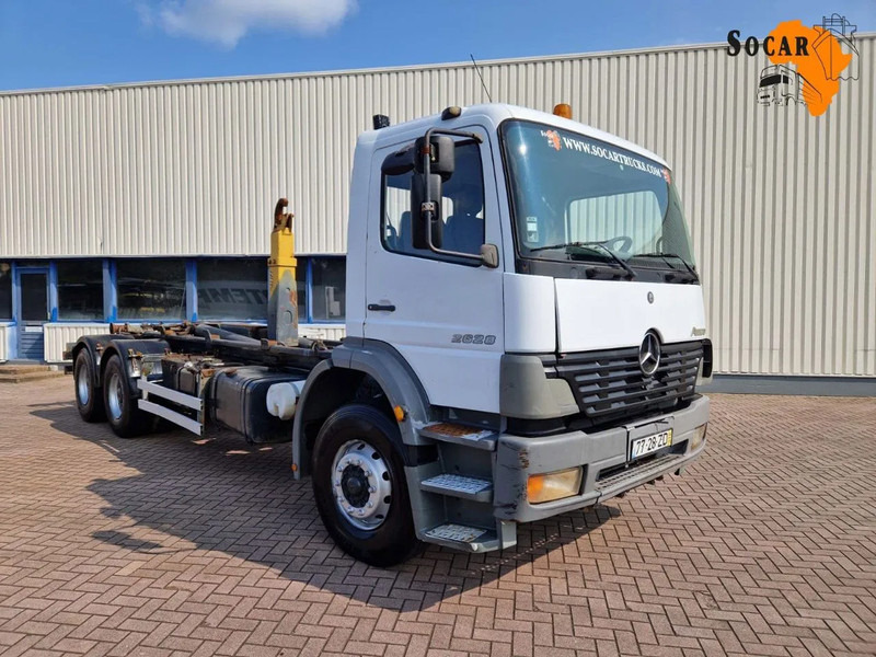 Mercedes-Benz Atego 2628 6x4 Euro 3 Manual Gear full steel suspension - Haakarmsysteem vrachtwagen: afbeelding 1 Mercedes-Benz Atego 2628 6x4 Euro 3 Manual Gear full steel suspension - Haakarmsysteem vrachtwagen: afbeelding 1