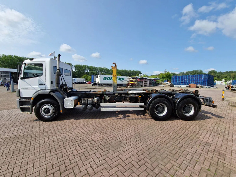 Mercedes-Benz Atego 2628 6x4, Manual gear, full steel suspension - Chassis vrachtwagen: afbeelding 5 Mercedes-Benz Atego 2628 6x4, Manual gear, full steel suspension - Chassis vrachtwagen: afbeelding 5