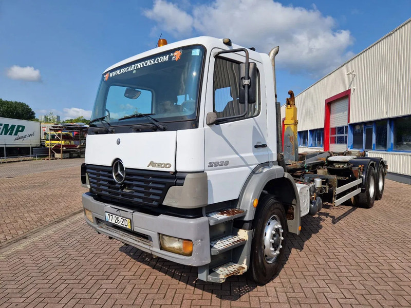 Mercedes-Benz Atego 2628 6x4, Manual gear, full steel suspension - Chassis vrachtwagen: afbeelding 2 Mercedes-Benz Atego 2628 6x4, Manual gear, full steel suspension - Chassis vrachtwagen: afbeelding 2