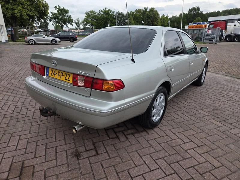 Toyota Camry 3.0 // V6 // 24v // Automaat // leather Seats - Sedan: afbeelding 3 Toyota Camry 3.0 // V6 // 24v // Automaat // leather Seats - Sedan: afbeelding 3
