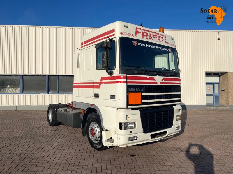 DAF XF 95.430 Manual-Gear Euro 3 - Trekker: afbeelding 1 DAF XF 95.430 Manual-Gear Euro 3 - Trekker: afbeelding 1
