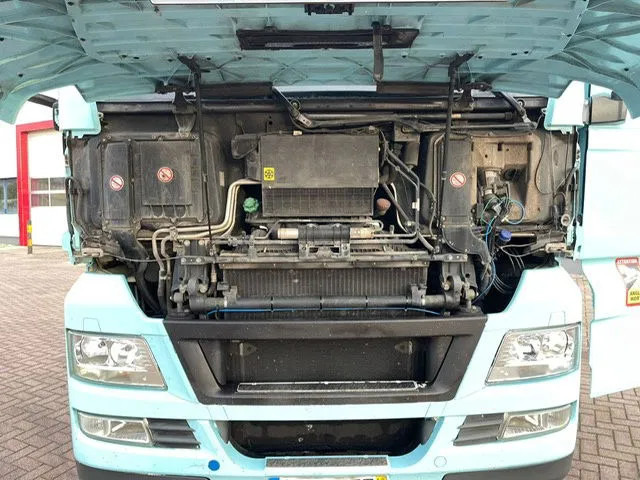 MAN TGX 18.480 Euro 5 Retarder 2 Tanks - Trekker: afbeelding 3 MAN TGX 18.480 Euro 5 Retarder 2 Tanks - Trekker: afbeelding 3