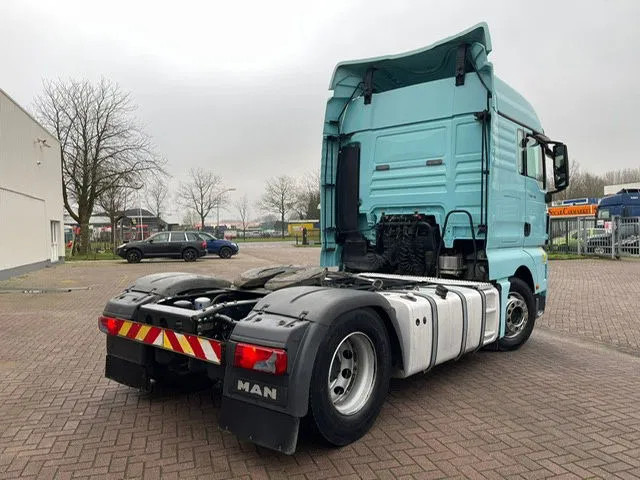 MAN TGX 18.480 Euro 5 Retarder 2-Tanks - Trekker: afbeelding 4 MAN TGX 18.480 Euro 5 Retarder 2-Tanks - Trekker: afbeelding 4
