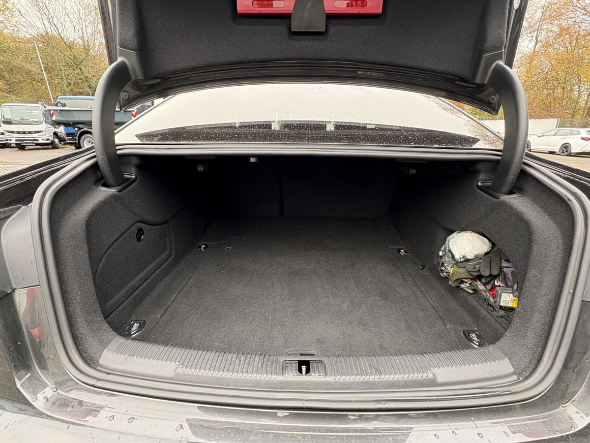 Sedan AUDI A6 3.0 TDI 2x S line Exterieur, Interieur: afbeelding 15 Sedan AUDI A6 3.0 TDI 2x S line Exterieur, Interieur: afbeelding 15