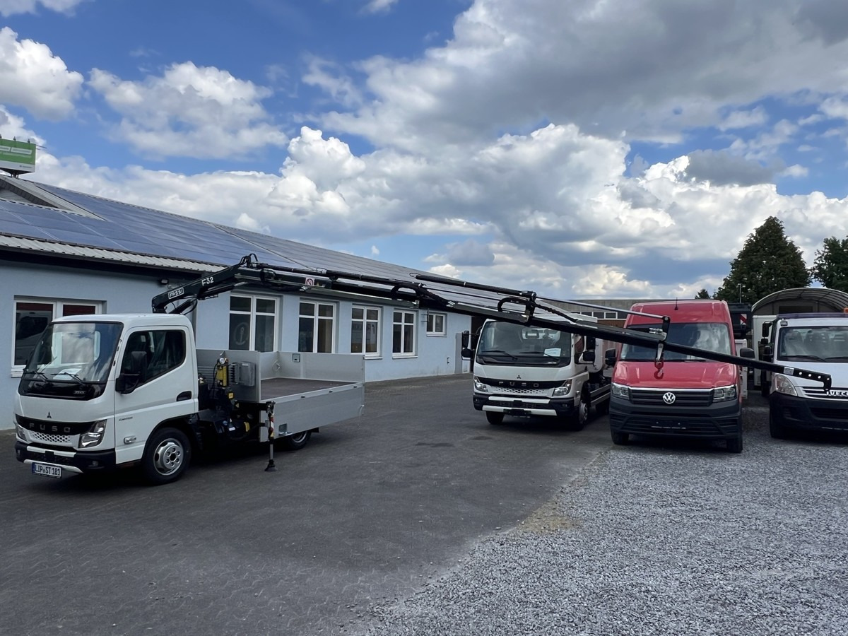 FUSO 3S15 Alu Pritsche 2.80m Ladekran Bohrgerät - Bestelwagen met open laadbak: afbeelding 5 FUSO 3S15 Alu Pritsche 2.80m Ladekran Bohrgerät - Bestelwagen met open laadbak: afbeelding 5