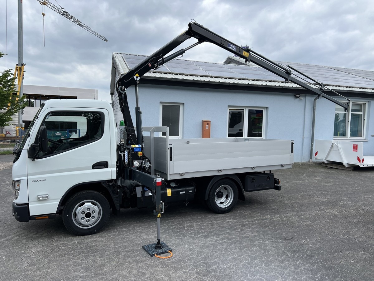 FUSO 3S15 Alu Pritsche 2.80m Ladekran - Bestelwagen met open laadbak: afbeelding 2 FUSO 3S15 Alu Pritsche 2.80m Ladekran - Bestelwagen met open laadbak: afbeelding 2