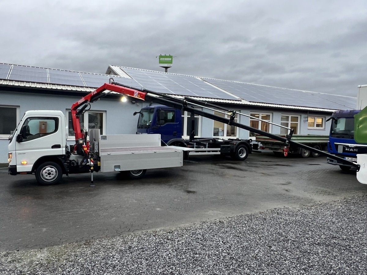 FUSO 3S15 Alu Pritsche 2.80m Ladekran Funk! sofort ve - Kraanwagen, Bestelwagen met open laadbak: afbeelding 5 FUSO 3S15 Alu Pritsche 2.80m Ladekran Funk! sofort ve - Kraanwagen, Bestelwagen met open laadbak: afbeelding 5