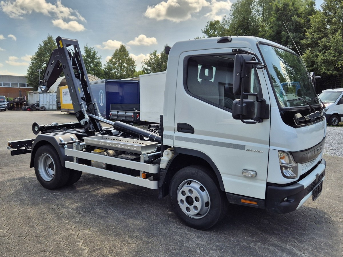 FUSO Fuso Canter 7C18 City Abrollkipper AHK Hooklift - Haakarmsysteem vrachtwagen: afbeelding 4 FUSO Fuso Canter 7C18 City Abrollkipper AHK Hooklift - Haakarmsysteem vrachtwagen: afbeelding 4