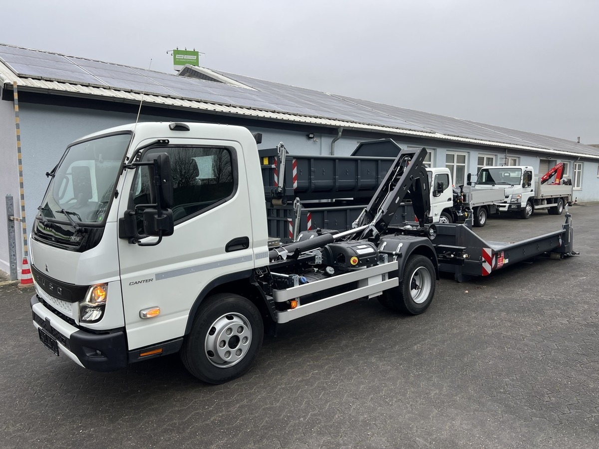 FUSO Fuso Canter 7C18 City Abrollkipper AHK Hooklift - Haakarmsysteem vrachtwagen: afbeelding 5 FUSO Fuso Canter 7C18 City Abrollkipper AHK Hooklift - Haakarmsysteem vrachtwagen: afbeelding 5