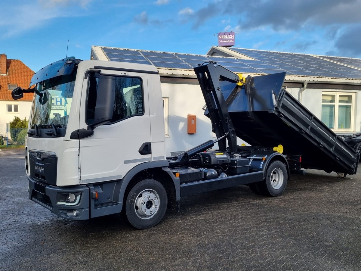 MAN TGL 8.220 BL City Abollkipper 6t Powermatic AHK2 - Haakarmsysteem vrachtwagen: afbeelding 1 MAN TGL 8.220 BL City Abollkipper 6t Powermatic AHK2 - Haakarmsysteem vrachtwagen: afbeelding 1