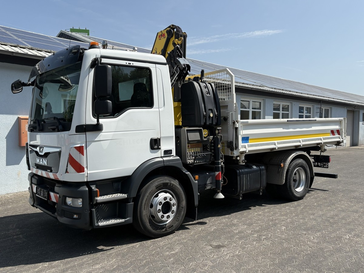 MAN TGM 15.290 BL 3-Seiten Kipper Kran (Funk) sofort - Kipper vrachtwagen, Kraanwagen: afbeelding 1 MAN TGM 15.290 BL 3-Seiten Kipper Kran (Funk) sofort - Kipper vrachtwagen, Kraanwagen: afbeelding 1