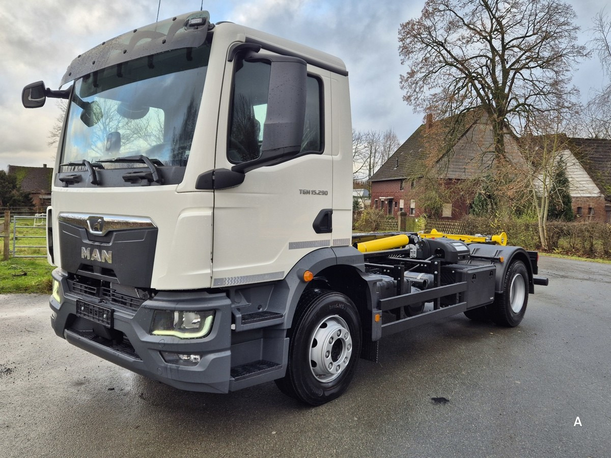 MAN TGM 15.290 BL Abrollkipper PowerMatic Standheiz. - Haakarmsysteem vrachtwagen: afbeelding 3 MAN TGM 15.290 BL Abrollkipper PowerMatic Standheiz. - Haakarmsysteem vrachtwagen: afbeelding 3