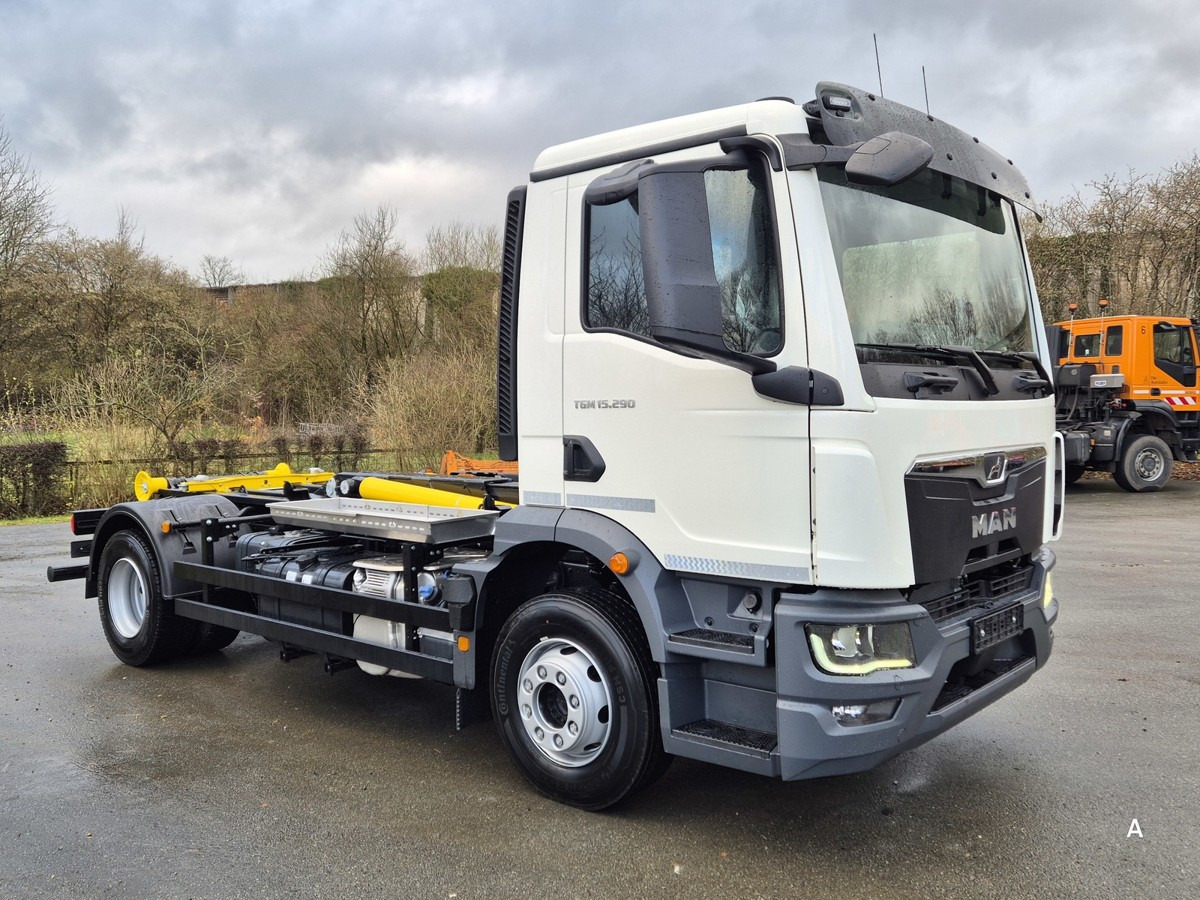 MAN TGM 15.290 BL Abrollkipper PowerMatic Standheiz. - Haakarmsysteem vrachtwagen: afbeelding 2 MAN TGM 15.290 BL Abrollkipper PowerMatic Standheiz. - Haakarmsysteem vrachtwagen: afbeelding 2