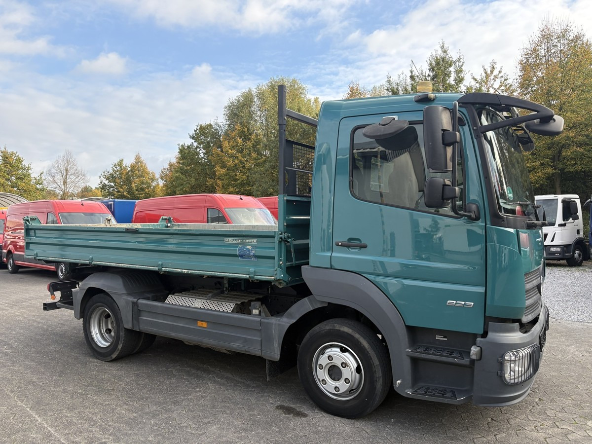 MERCEDES-BENZ Atego 823 3-Seiten Kipper Meiller 2 x AHK - Kipper bestelwagen: afbeelding 3 MERCEDES-BENZ Atego 823 3-Seiten Kipper Meiller 2 x AHK - Kipper bestelwagen: afbeelding 3