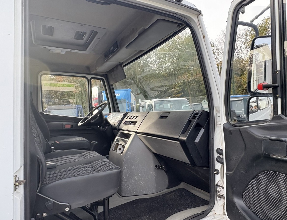 Leasing MERCEDES-BENZ Vario 816D Alupritsche 1 Hand MERCEDES-BENZ Vario 816D Alupritsche 1 Hand: afbeelding 13