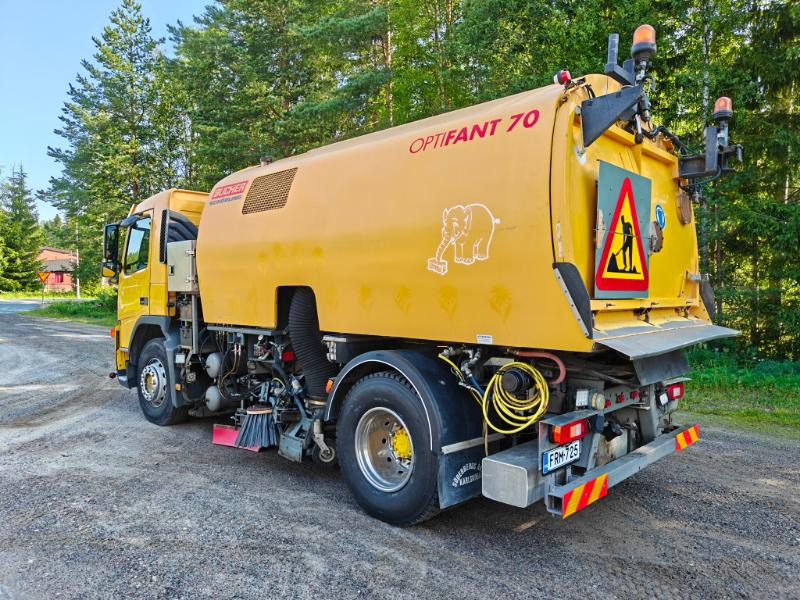 BUCHER Optifant 70 Volvo FM9 - Veegwagen: afbeelding 4 BUCHER Optifant 70 Volvo FM9 - Veegwagen: afbeelding 4