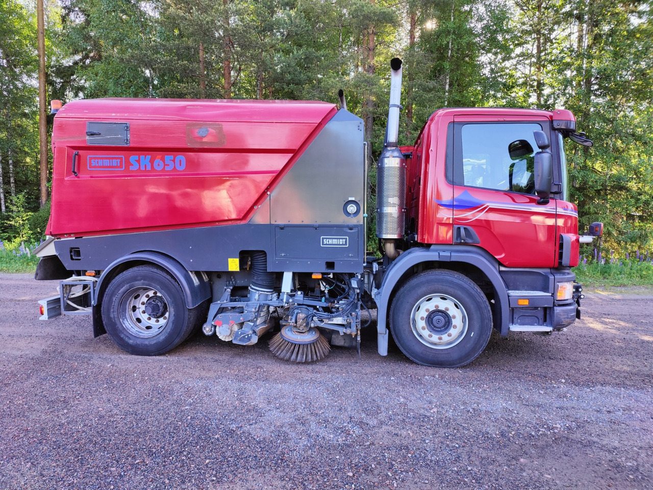SCHMIDT SK650 / Scania P94 - Veegwagen: afbeelding 5 SCHMIDT SK650 / Scania P94 - Veegwagen: afbeelding 5