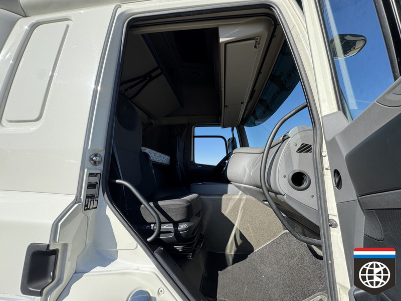 Leasing DAF CF 330 FA Space Cab / deepfreezer -30oC / TAILLIFT / DAF CF 330 FA Space Cab / deepfreezer -30oC / TAILLIFT /: afbeelding 12