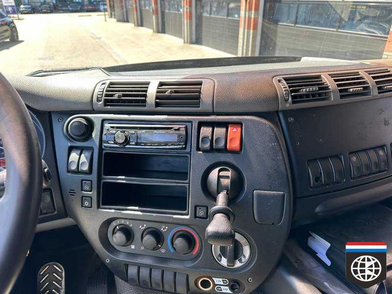 Schuifzeilen vrachtwagen DAF FA CF 75: afbeelding 11 Schuifzeilen vrachtwagen DAF FA CF 75: afbeelding 11