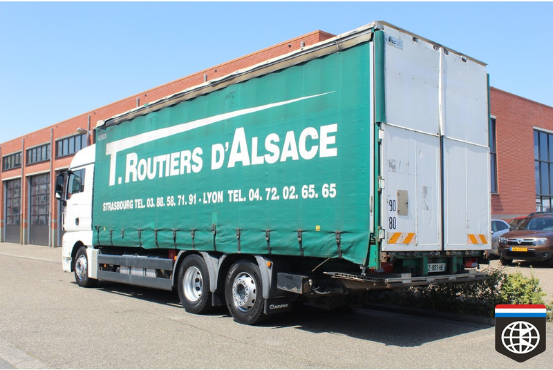 MAN TGX 26 440 RETARDER - NIGHT A/C - Schuifzeilen vrachtwagen: afbeelding 4 MAN TGX 26 440 RETARDER - NIGHT A/C - Schuifzeilen vrachtwagen: afbeelding 4
