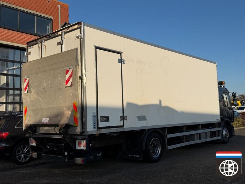 Renault Premium 300 CARRIER deepfreezer -30oC - Taillift - Sleeper Cab - Koelwagen vrachtwagen: afbeelding 5 Renault Premium 300 CARRIER deepfreezer -30oC - Taillift - Sleeper Cab - Koelwagen vrachtwagen: afbeelding 5