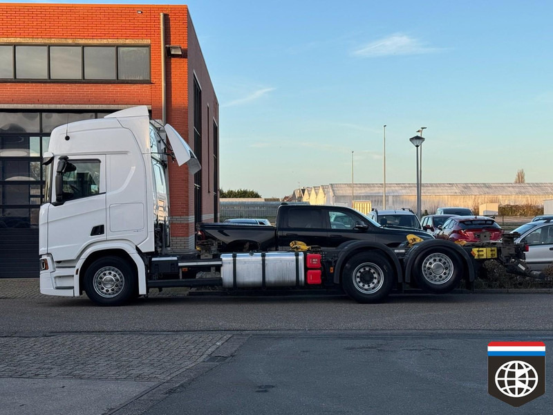 Scania R450 6X2/4 Highline Retarder Night a/c Full air - BDF CHASSIS - Concourstaat - Containertransporter/ Wissellaadbak vrachtwagen: afbeelding 3 Scania R450 6X2/4 Highline Retarder Night a/c Full air - BDF CHASSIS - Concourstaat - Containertransporter/ Wissellaadbak vrachtwagen: afbeelding 3