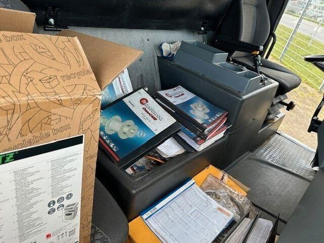 Grove GMK6300 KRAN 300/330 Tonnen - Torenkraan: afbeelding 4 Grove GMK6300 KRAN 300/330 Tonnen - Torenkraan: afbeelding 4