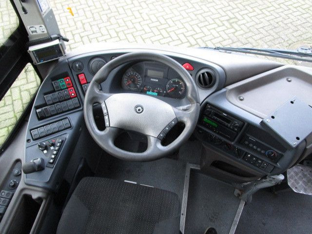 Iveco Crossway LE, EEV, 47 Sitze, A/C, Gurte Iveco Crossway LE, EEV, 47 Sitze, A/C, Gurte - Stadsbus: afbeelding 4 Iveco Crossway LE, EEV, 47 Sitze, A/C, Gurte Iveco Crossway LE, EEV, 47 Sitze, A/C, Gurte - Stadsbus: afbeelding 4