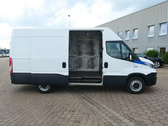 Gesloten bestelwagen Iveco Daily 35S14/Hochdach/AHK/Klima: afbeelding 7 Gesloten bestelwagen Iveco Daily 35S14/Hochdach/AHK/Klima: afbeelding 7