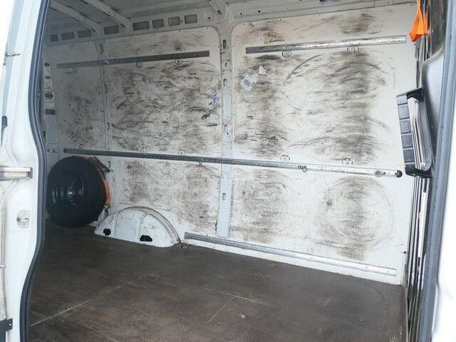 Gesloten bestelwagen Iveco Daily 35S14/Hochdach/AHK/Klima: afbeelding 10 Gesloten bestelwagen Iveco Daily 35S14/Hochdach/AHK/Klima: afbeelding 10